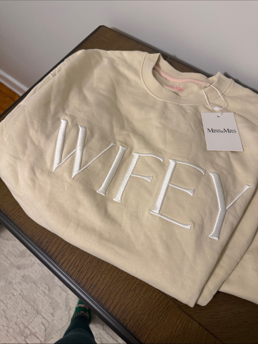 Cream 'Wifey' Embroidered Crewneck Sweatshirt